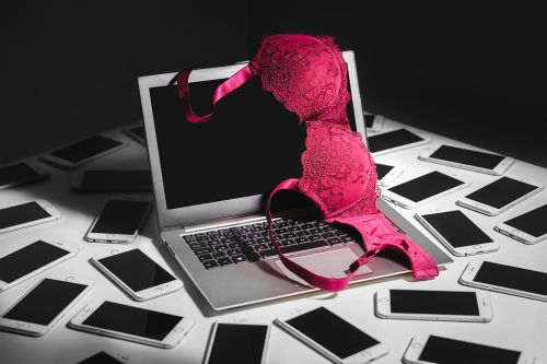 Sexcontact: De beste dating sites voor sexcontacten met vrouwen, mannen en koppels