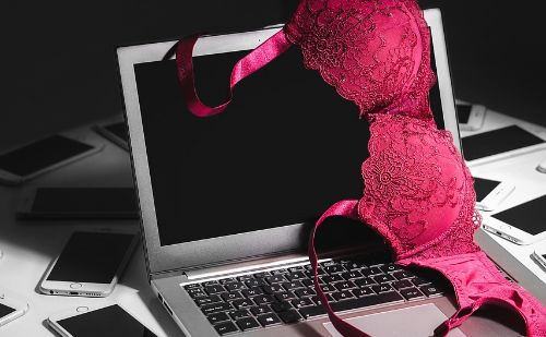 Swingers. Tips swingen en de beste sites voor swinger contacten